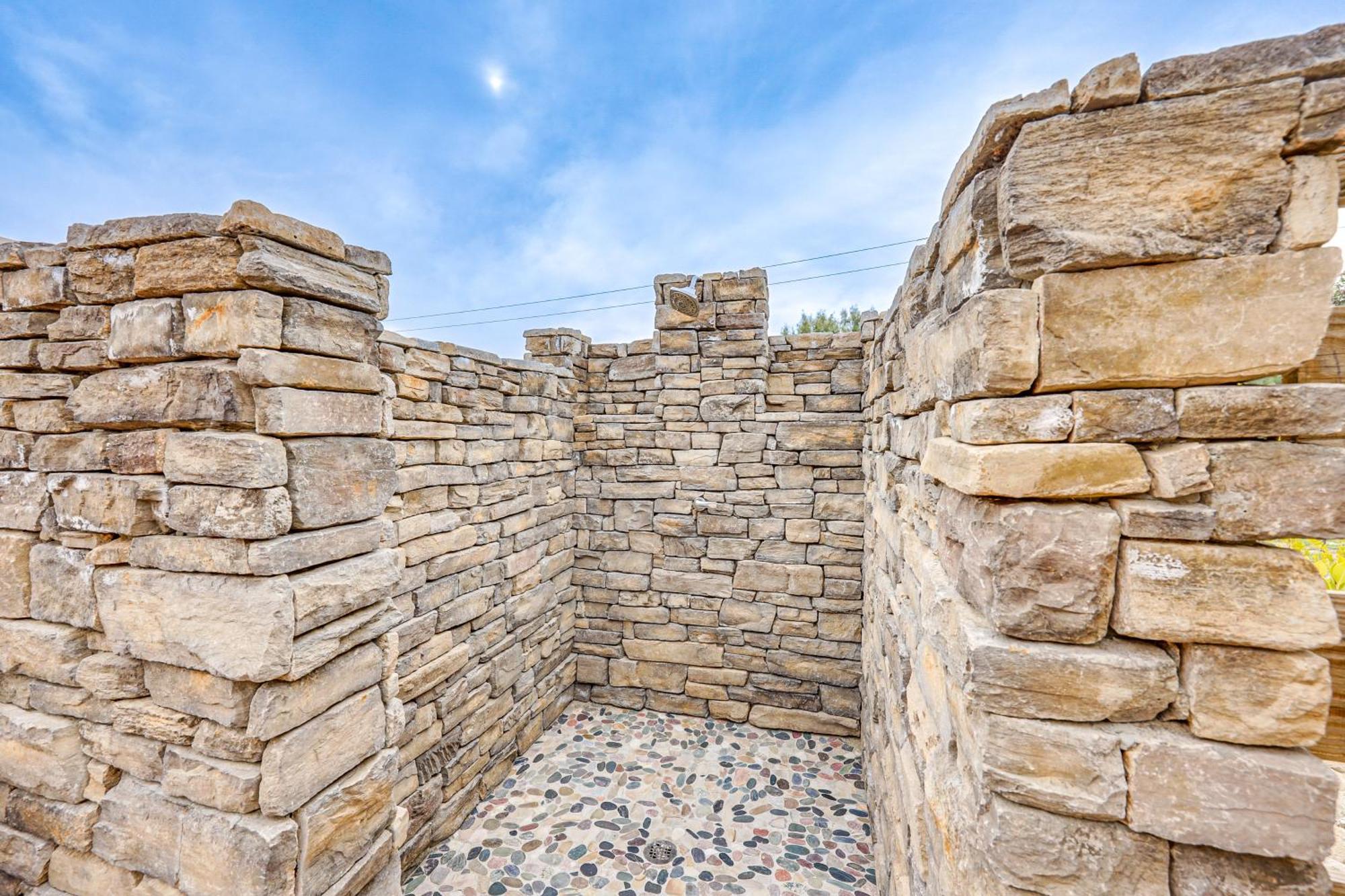 Updated Abode 22 Mi To Joshua Tree National Park! Morongo Valley Exterior photo